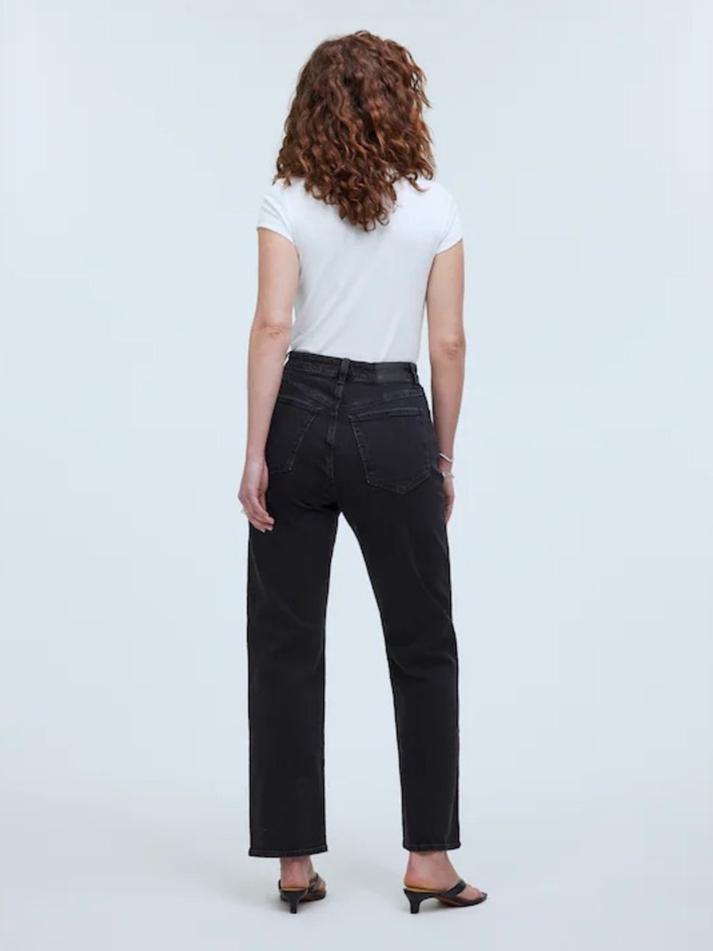 Madewell Curvy 90s Straight Leg Jeans in Belmere wash - Picture 4 of 10